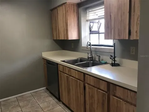 625 E 8th Avenue Mount Dora FL 32757