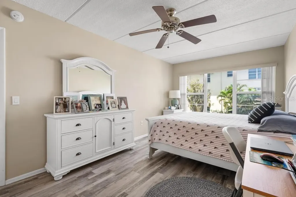 3806 Gulf Of Mexico Drive Longboat Key FL 34228