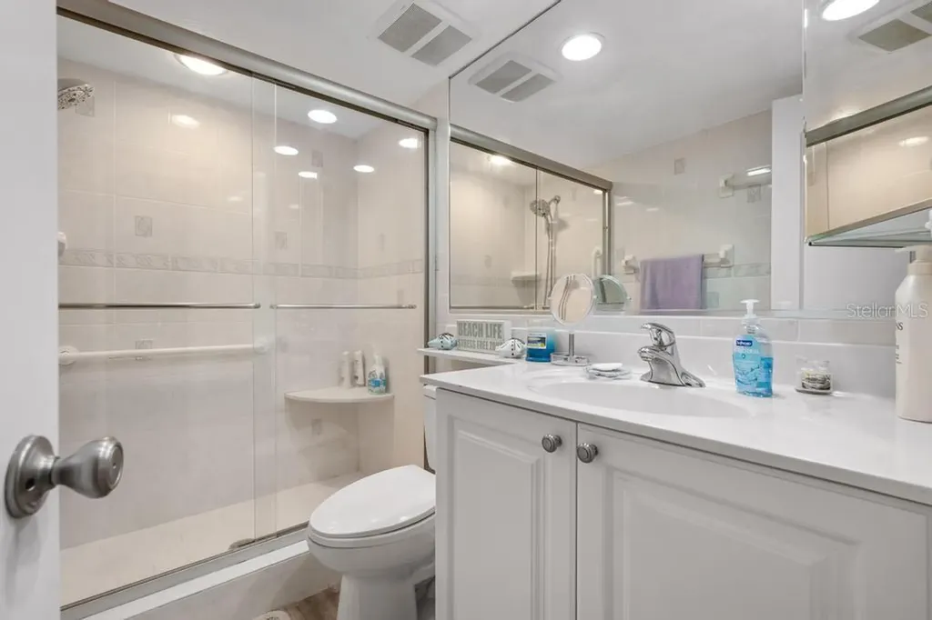 3806 Gulf Of Mexico Drive Longboat Key FL 34228