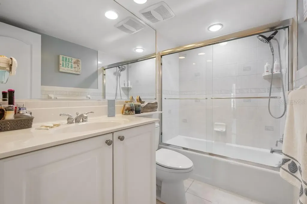 3806 Gulf Of Mexico Drive Longboat Key FL 34228