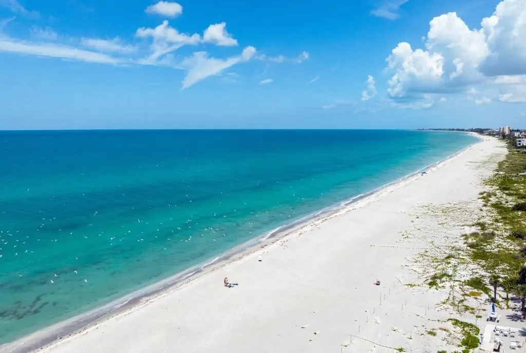 3806 Gulf Of Mexico Drive Longboat Key FL 34228