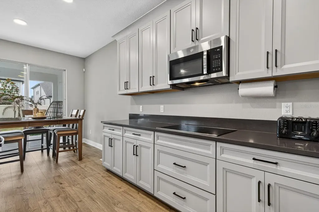 7241 Notched Pine Bend Wesley Chapel FL 33545