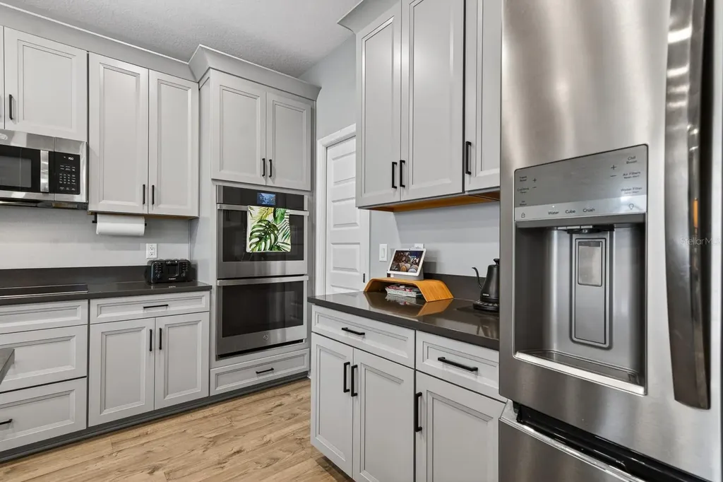 7241 Notched Pine Bend Wesley Chapel FL 33545
