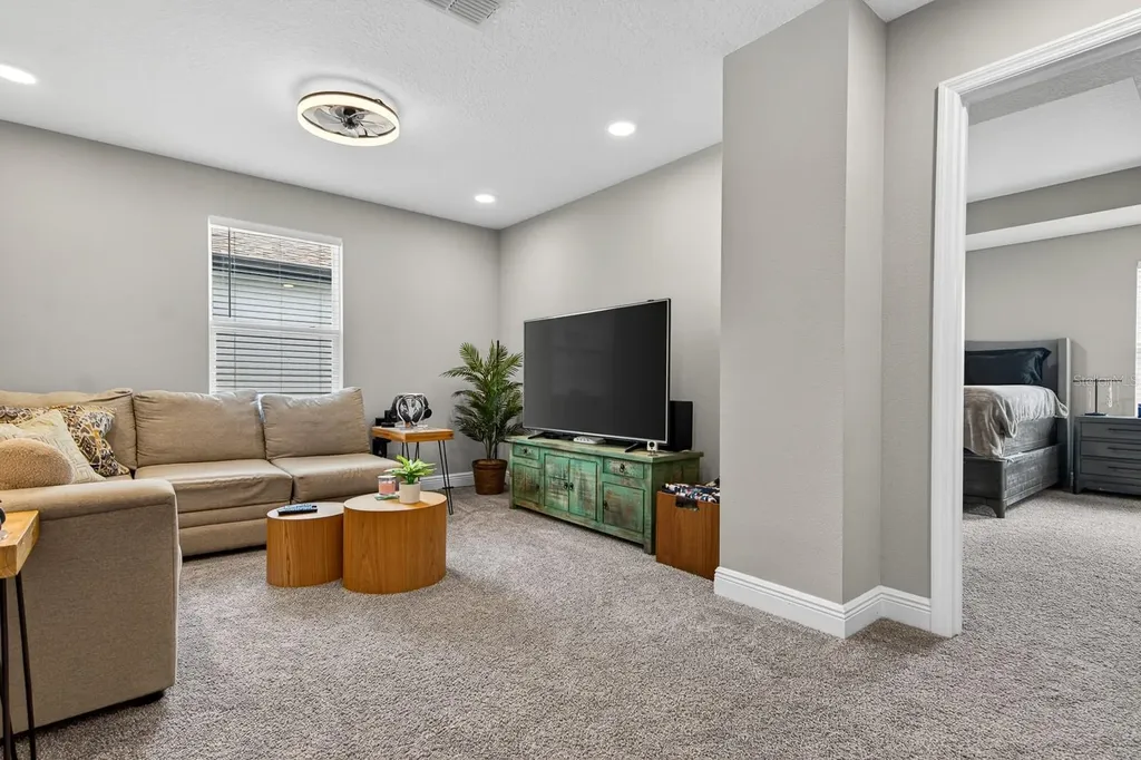 7241 Notched Pine Bend Wesley Chapel FL 33545