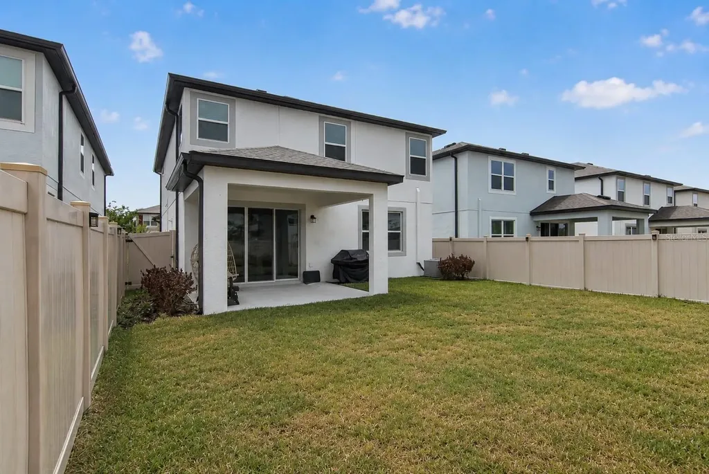 7241 Notched Pine Bend Wesley Chapel FL 33545