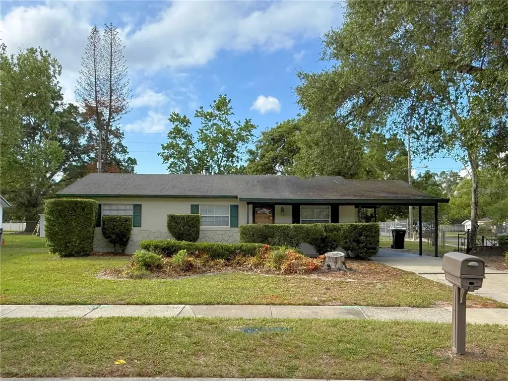 7675 Stratford Boulevard Orlando FL 32807