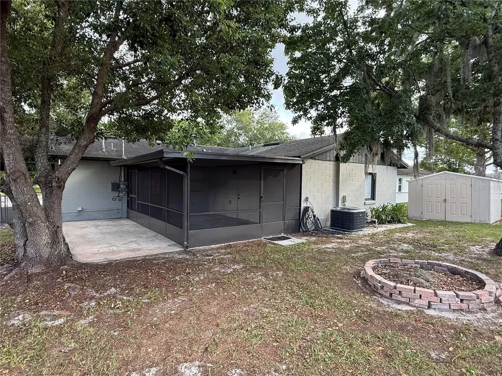 7675 Stratford Boulevard Orlando FL 32807