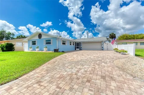 32 Plaza Drive Ormond Beach FL 32176