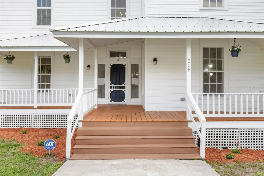 1005 11th Avenue Wellborn FL 32094
