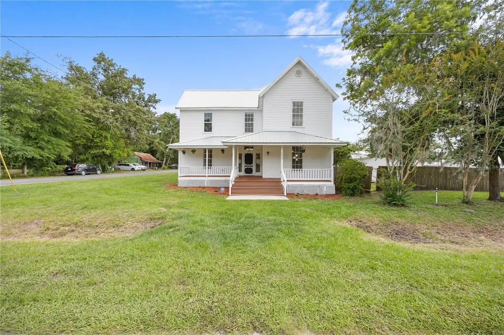 1005 11th Avenue Wellborn FL 32094