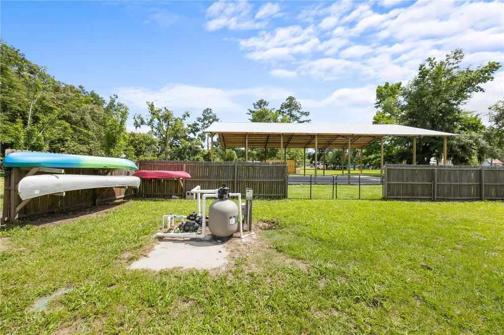 1005 11th Avenue Wellborn FL 32094