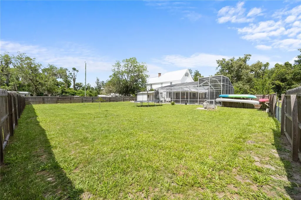 1005 11th Avenue Wellborn FL 32094