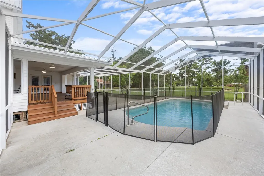 1005 11th Avenue Wellborn FL 32094