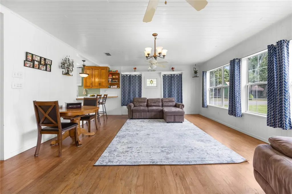1005 11th Avenue Wellborn FL 32094