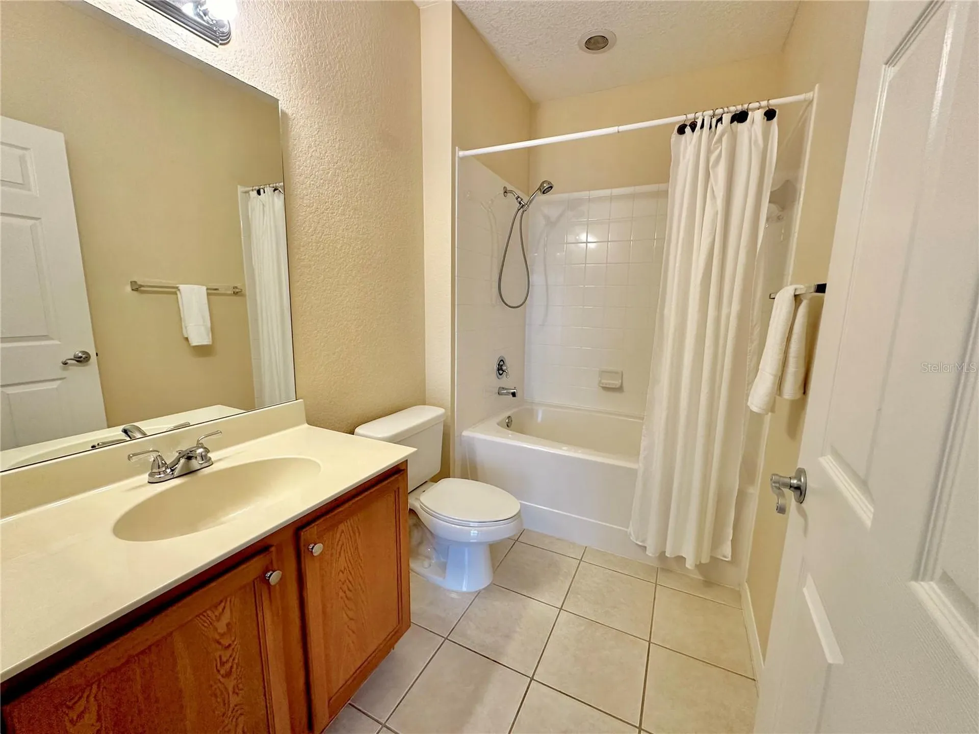 2370 Grand Central Parkway Orlando FL 32839