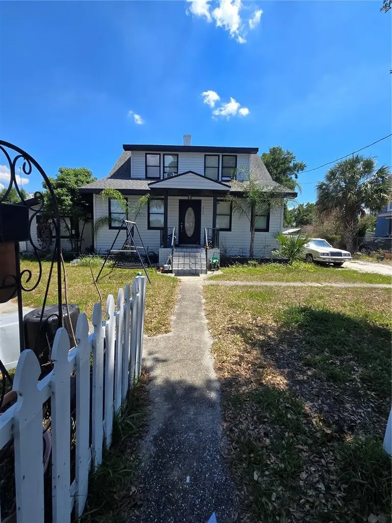 820 Avenue Z NW Winter Haven FL 33881