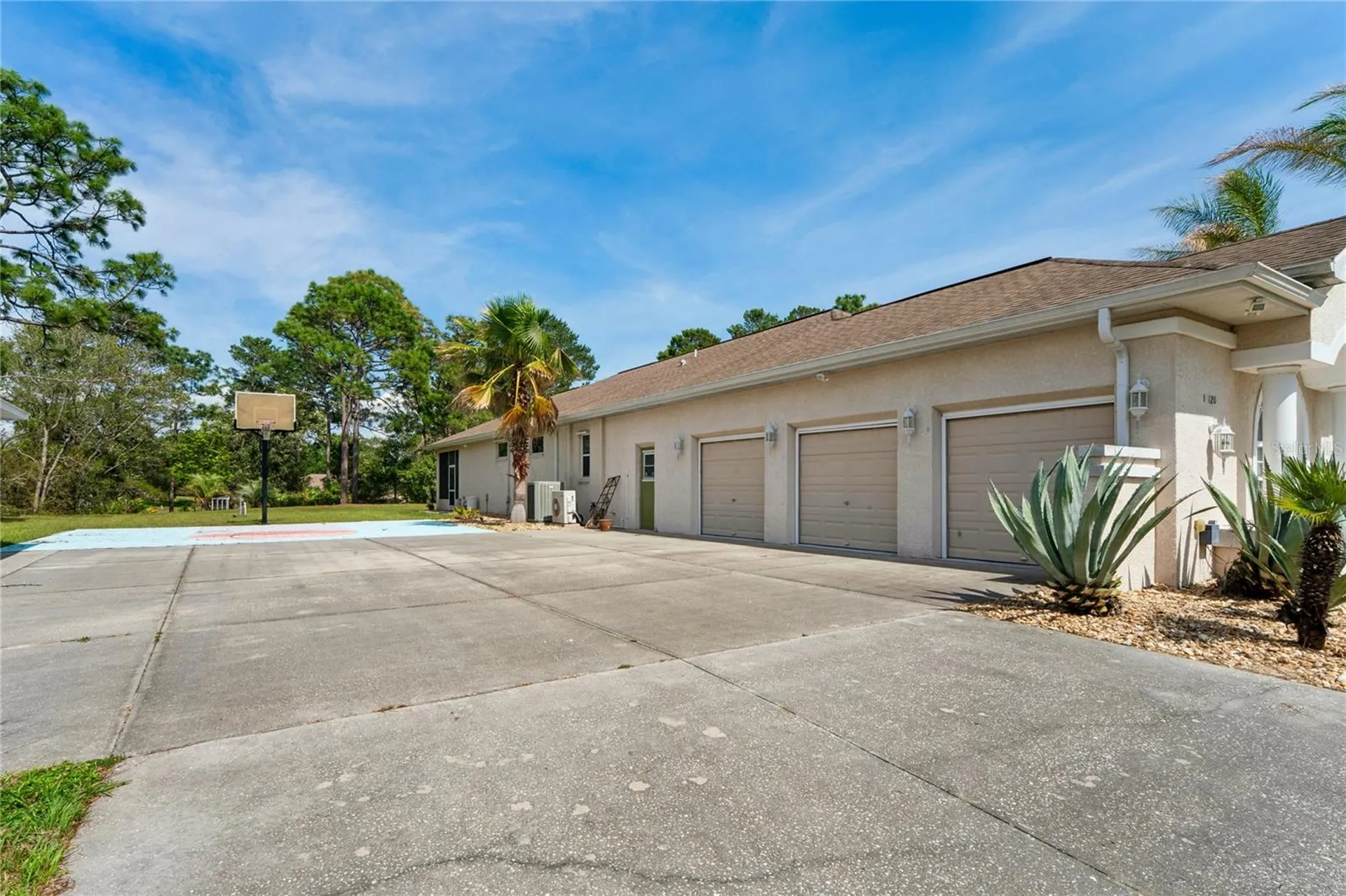 10120 Shortleaf Court Weeki Wachee FL 34613