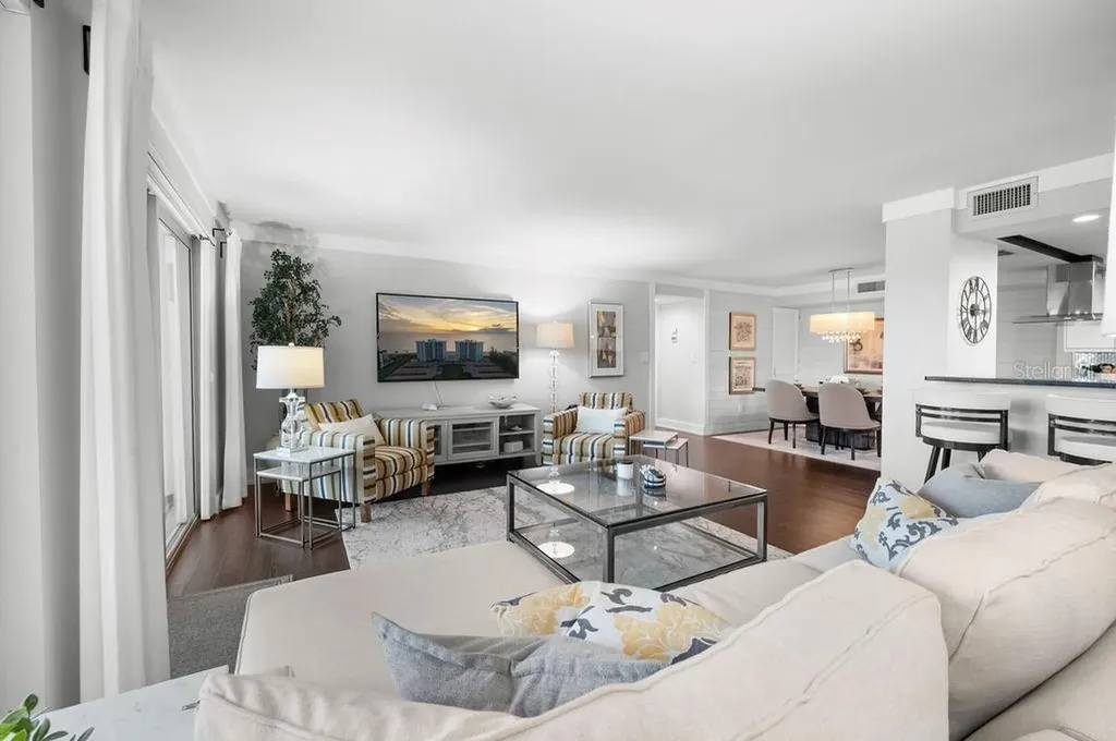 2295 Gulf Of Mexico Drive Longboat Key FL 34228