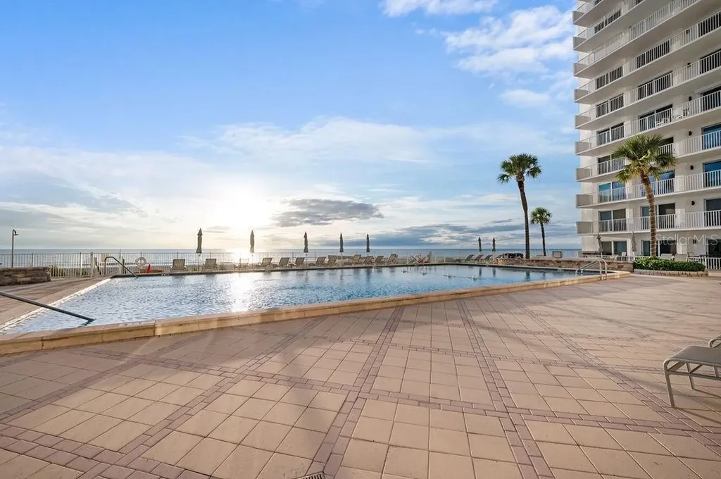 2295 Gulf Of Mexico Drive Longboat Key FL 34228