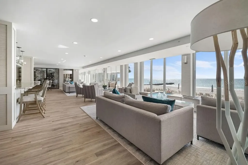 2295 Gulf Of Mexico Drive Longboat Key FL 34228
