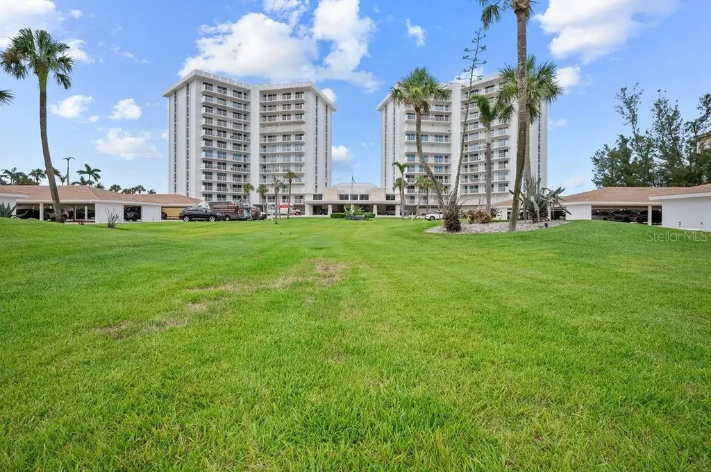 2295 Gulf Of Mexico Drive Longboat Key FL 34228