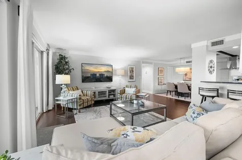 2295 Gulf Of Mexico Drive Longboat Key FL 34228