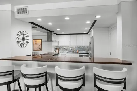 2295 Gulf Of Mexico Drive Longboat Key FL 34228