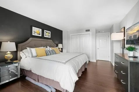 2295 Gulf Of Mexico Drive Longboat Key FL 34228
