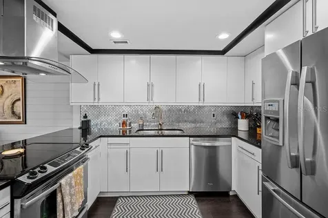 2295 Gulf Of Mexico Drive Longboat Key FL 34228