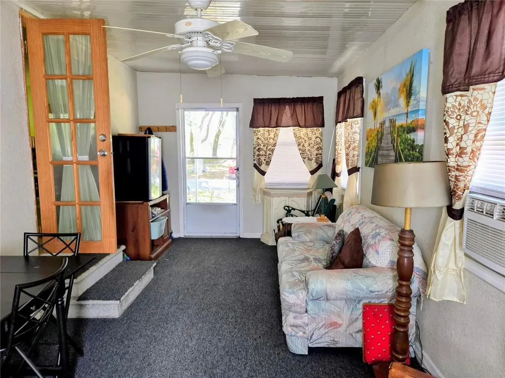 6235 Parksend Lane Zephyrhills FL 33542