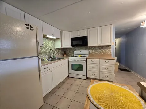 6235 Parksend Lane Zephyrhills FL 33542