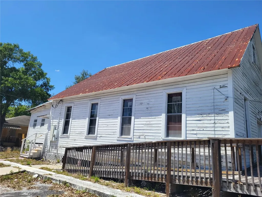 2902 N Albany Avenue Tampa FL 33607