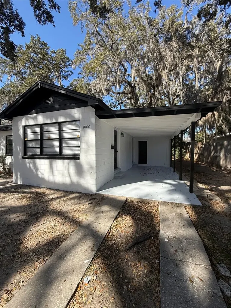 1000 Sumter Street Leesburg FL 34748