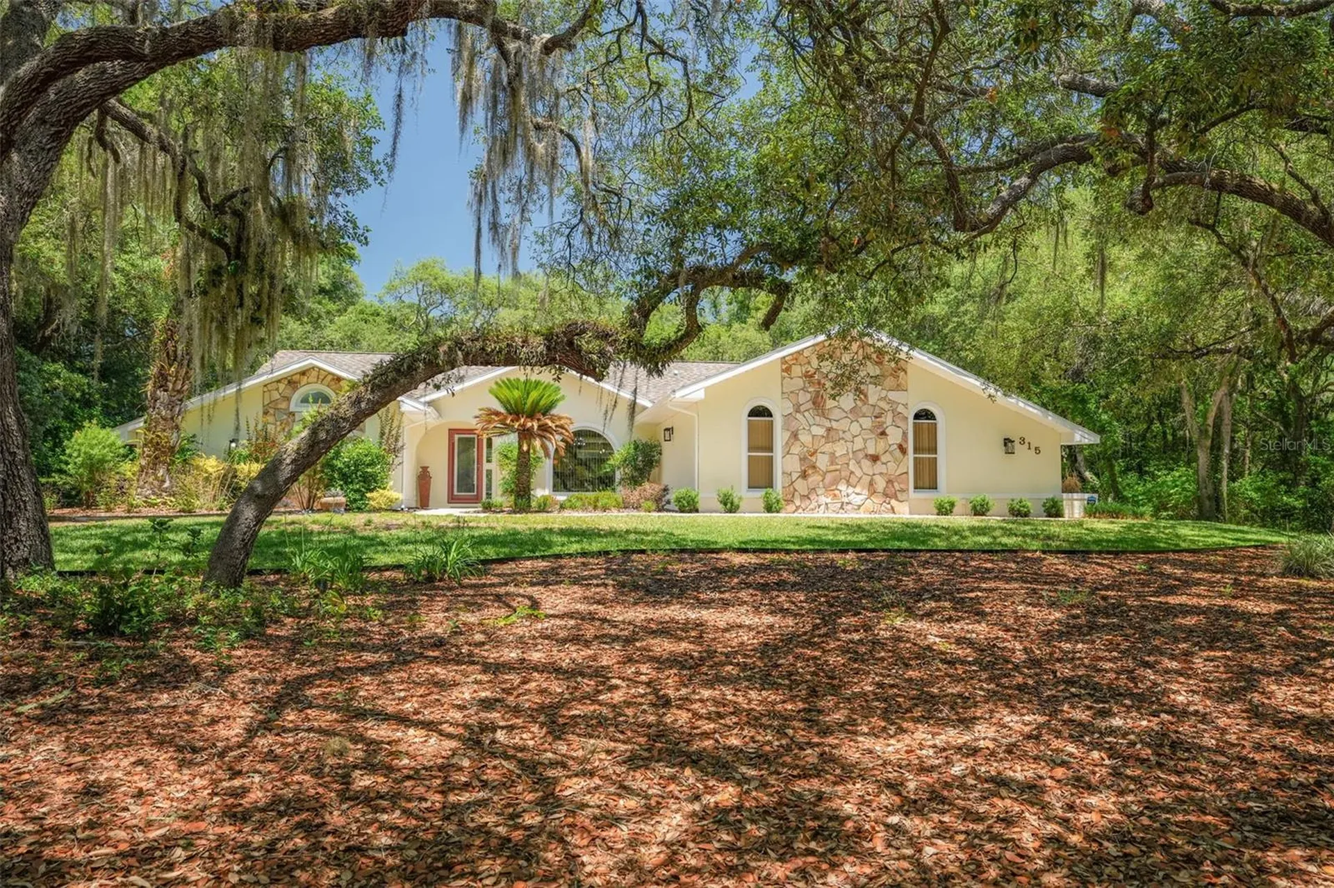 315 W Britain Street Hernando FL 34442