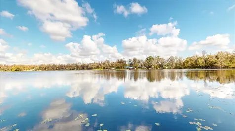 19803 Reading Road Lutz FL 33558