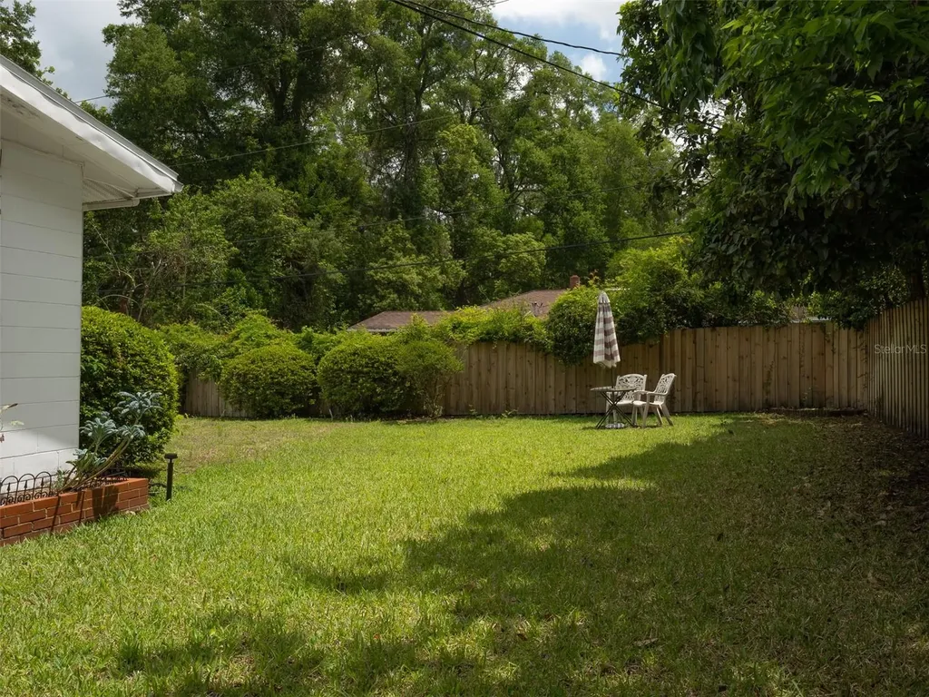 821 NW 20th Terrace Gainesville FL 32603