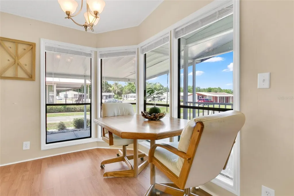 32520 W Golf Court Leesburg FL 34748