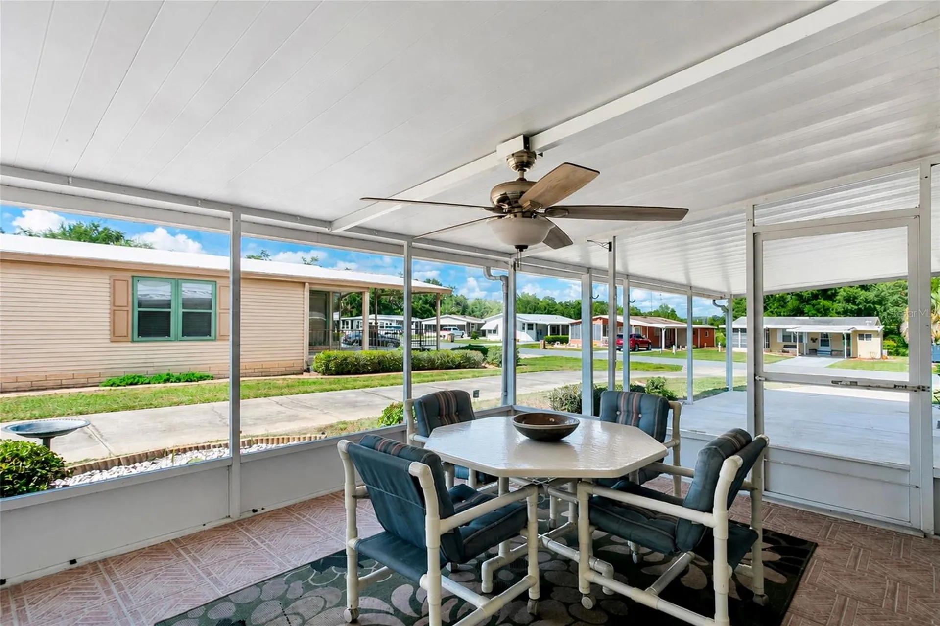 32520 W Golf Court Leesburg FL 34748