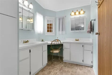 32520 W Golf Court Leesburg FL 34748