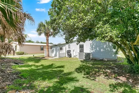 32520 W Golf Court Leesburg FL 34748