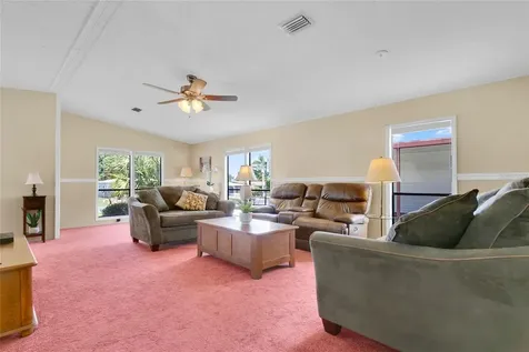 32520 W Golf Court Leesburg FL 34748