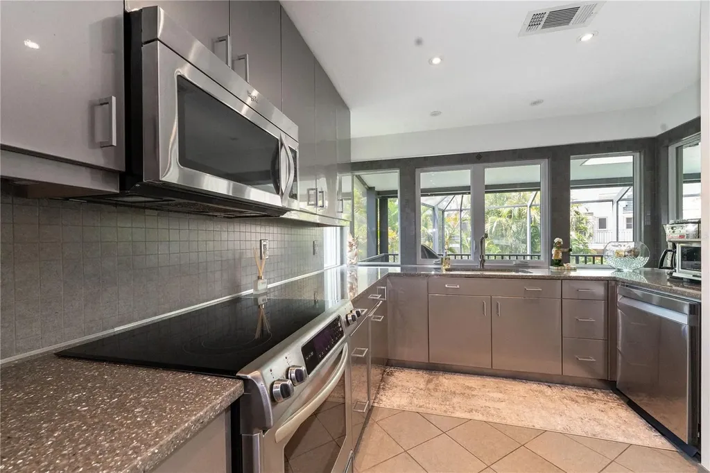 3210 Bayou Sound Longboat Key FL 34228