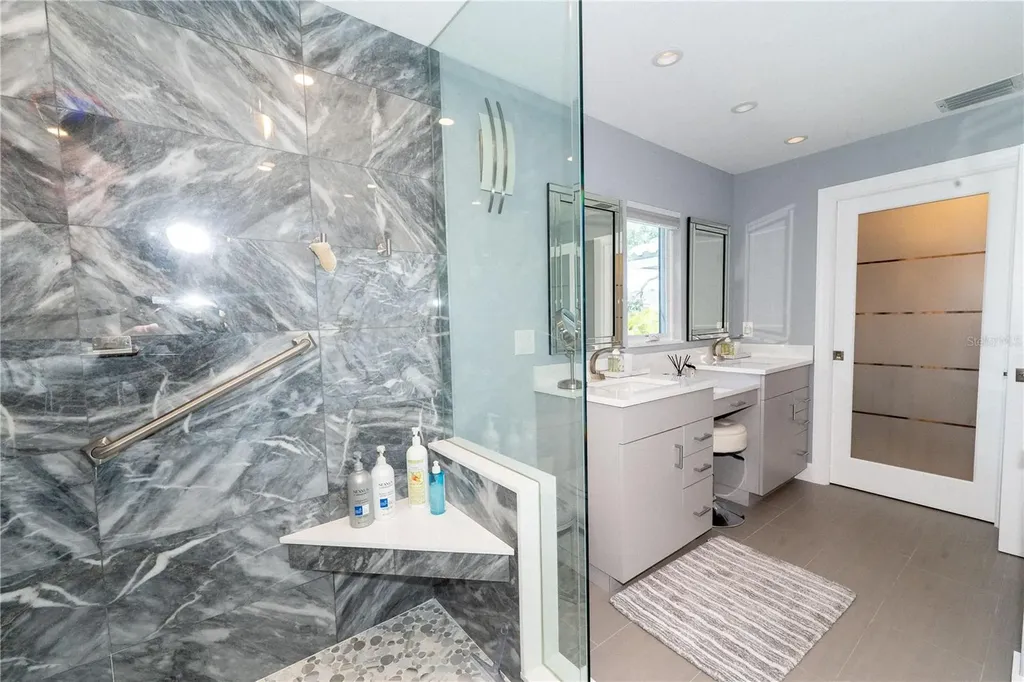 3210 Bayou Sound Longboat Key FL 34228