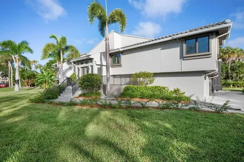 3210 Bayou Sound Longboat Key FL 34228