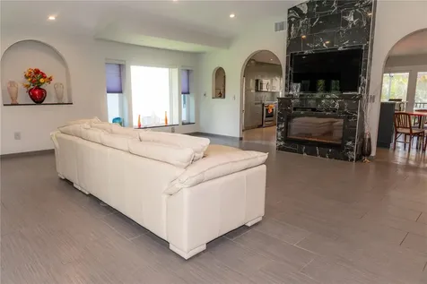 3210 Bayou Sound Longboat Key FL 34228