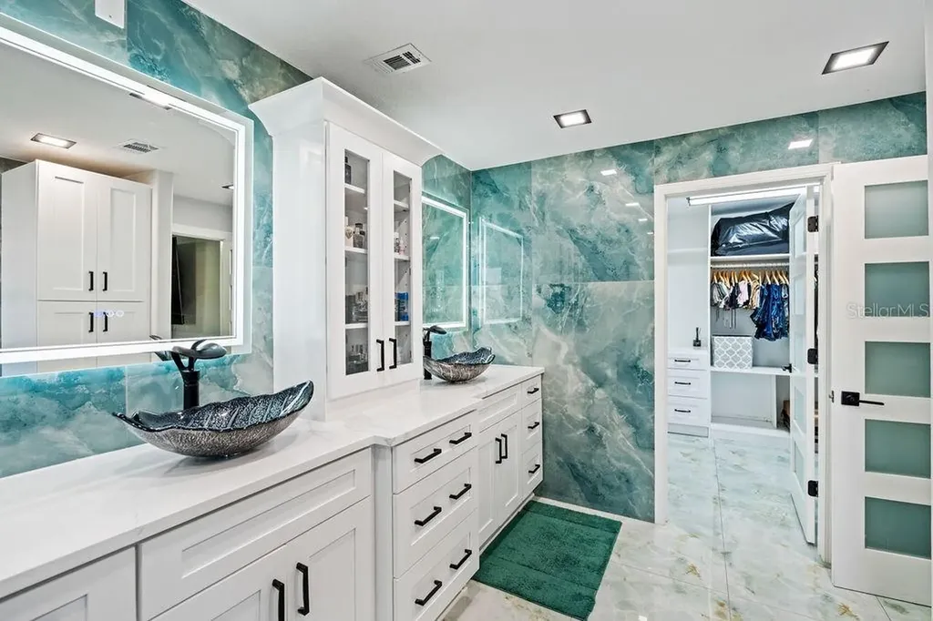 811 Sandcastle Circle Brandon FL 33511
