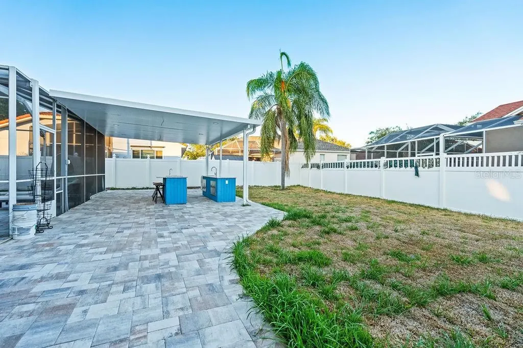 811 Sandcastle Circle Brandon FL 33511