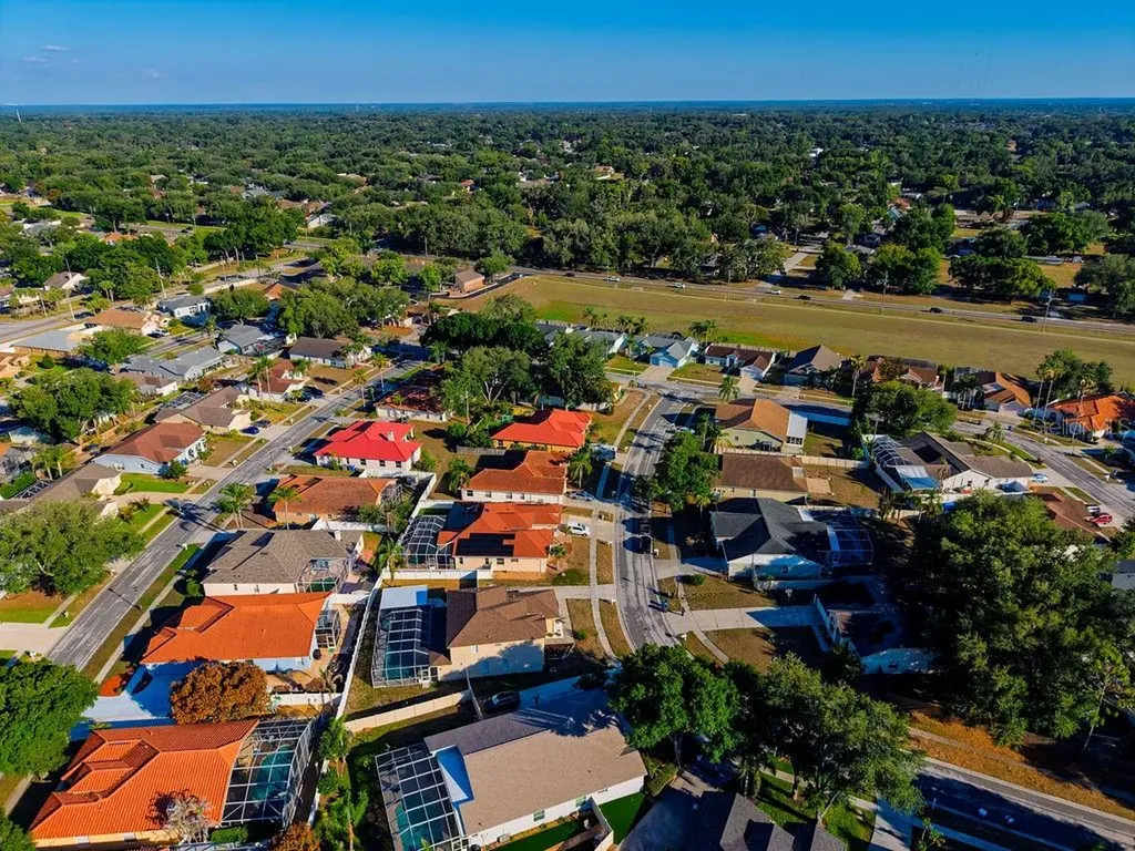 811 Sandcastle Circle Brandon FL 33511