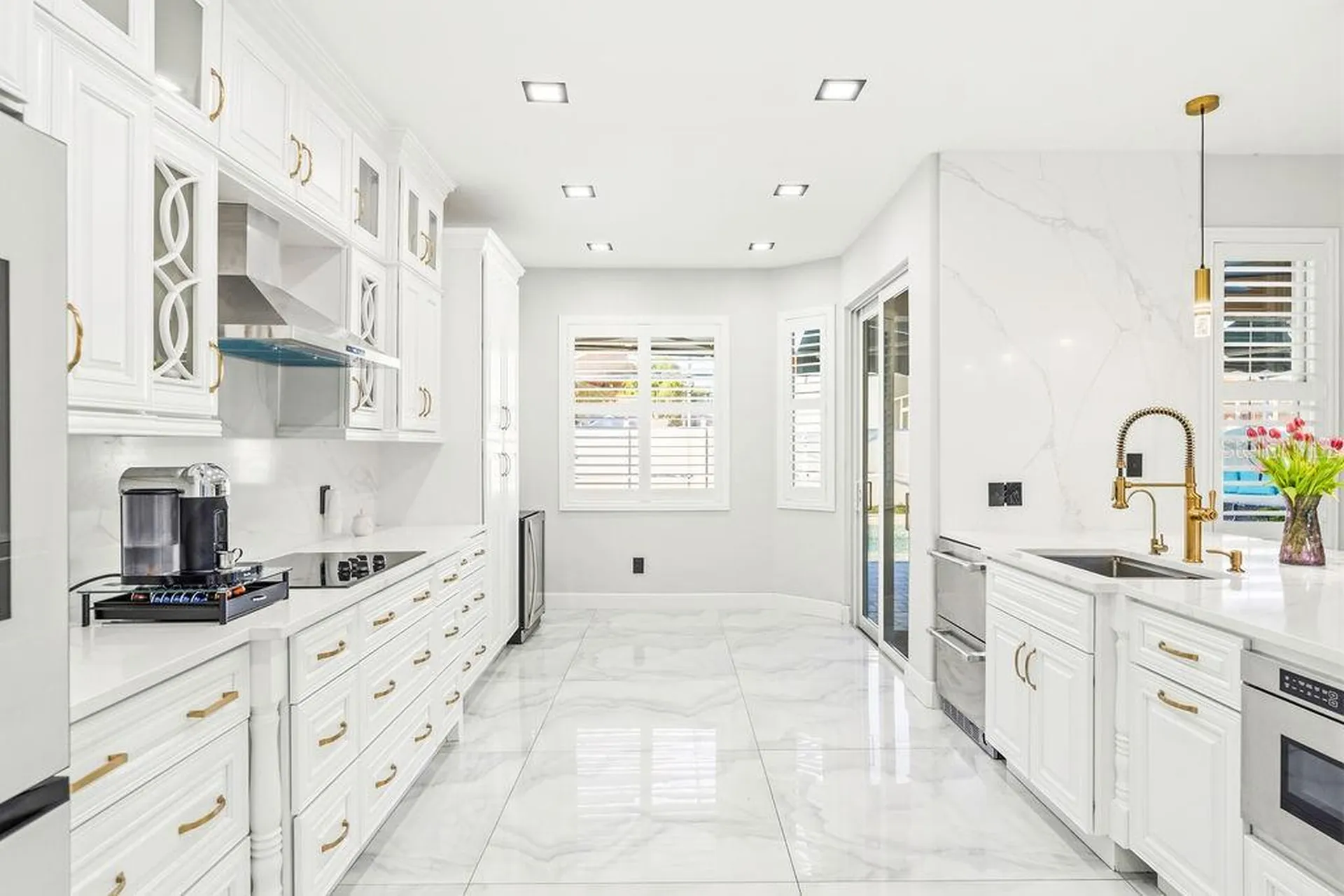 811 Sandcastle Circle Brandon FL 33511
