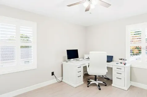 811 Sandcastle Circle Brandon FL 33511